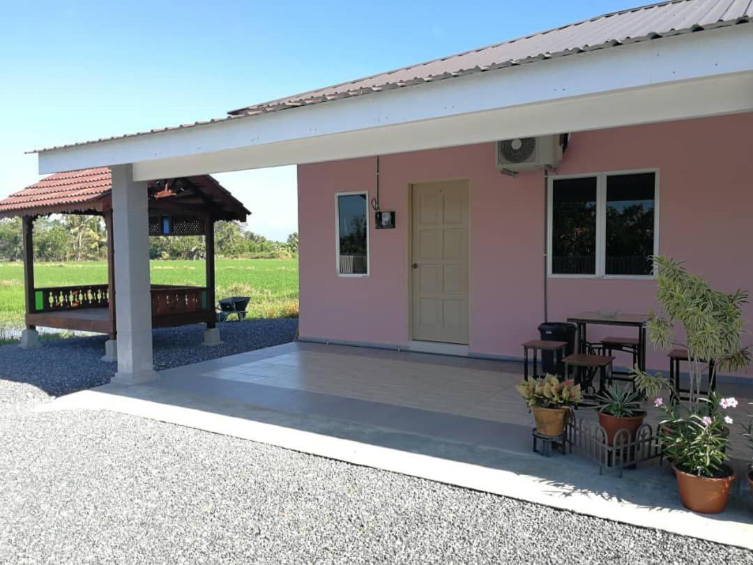 Chalet Desa Halban Кангар Екстер'єр фото